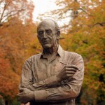 Antonio Mingote en el Retiro Antonio Mingote en el Retiro